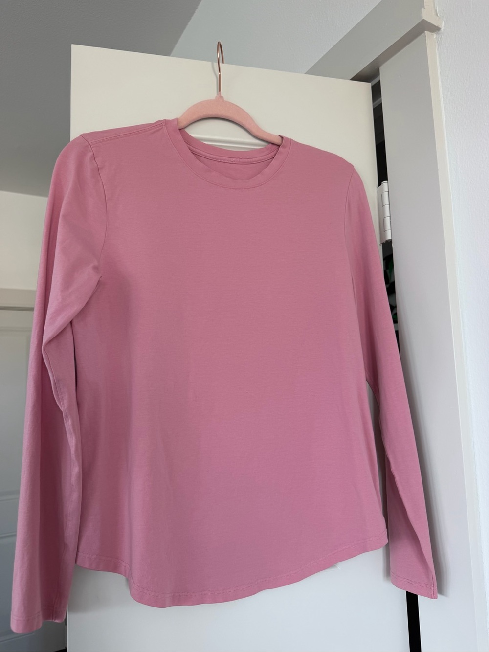 lululemon athletica Long-Sleeve Crew Tee in Dusty Pink